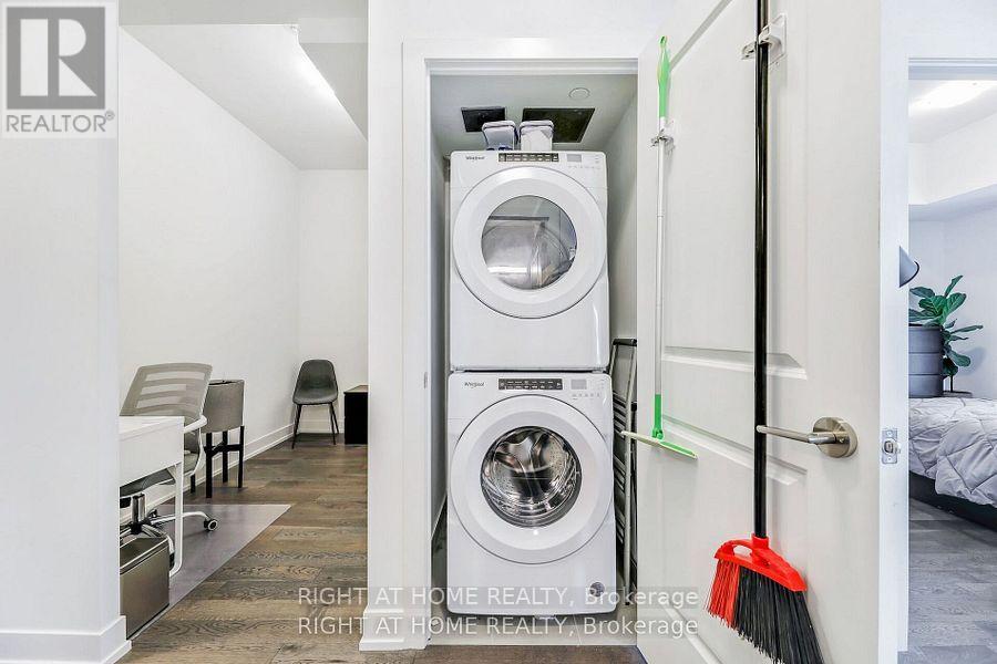 213 - 1063 Douglas Mccurdy Common, Mississauga, Ontario  L5G 0C5 - Photo 16 - W12679252