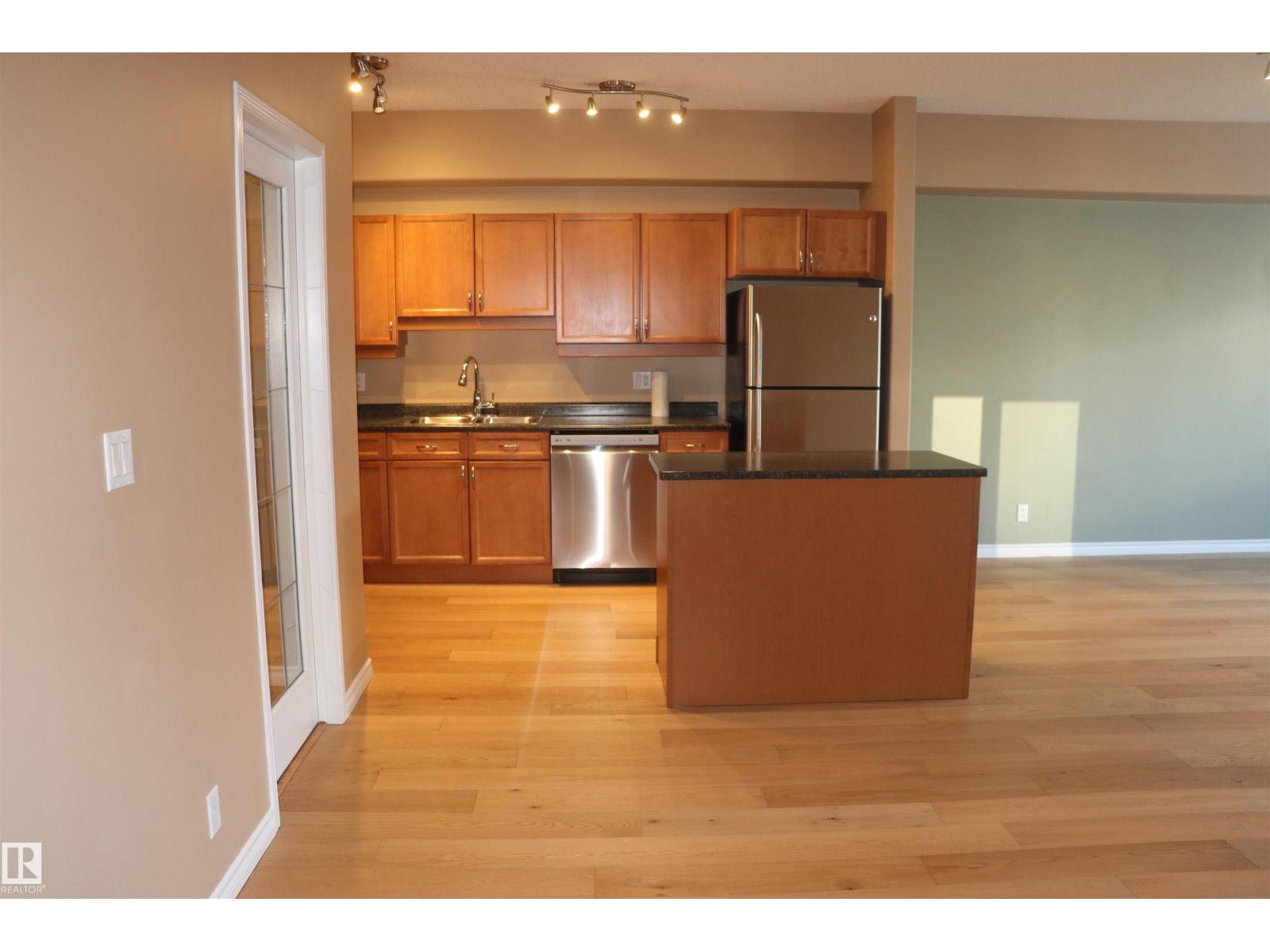 #405 10319 111 St Nw, Edmonton, Alberta  T5K 0A2 - Photo 5 - E4469422