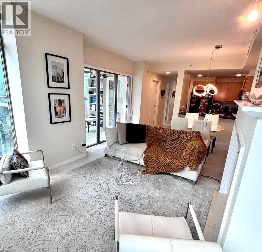 1204 1710 Bayshore Drive, Vancouver, British Columbia  V6G 3G4 - Photo 3 - R3068371