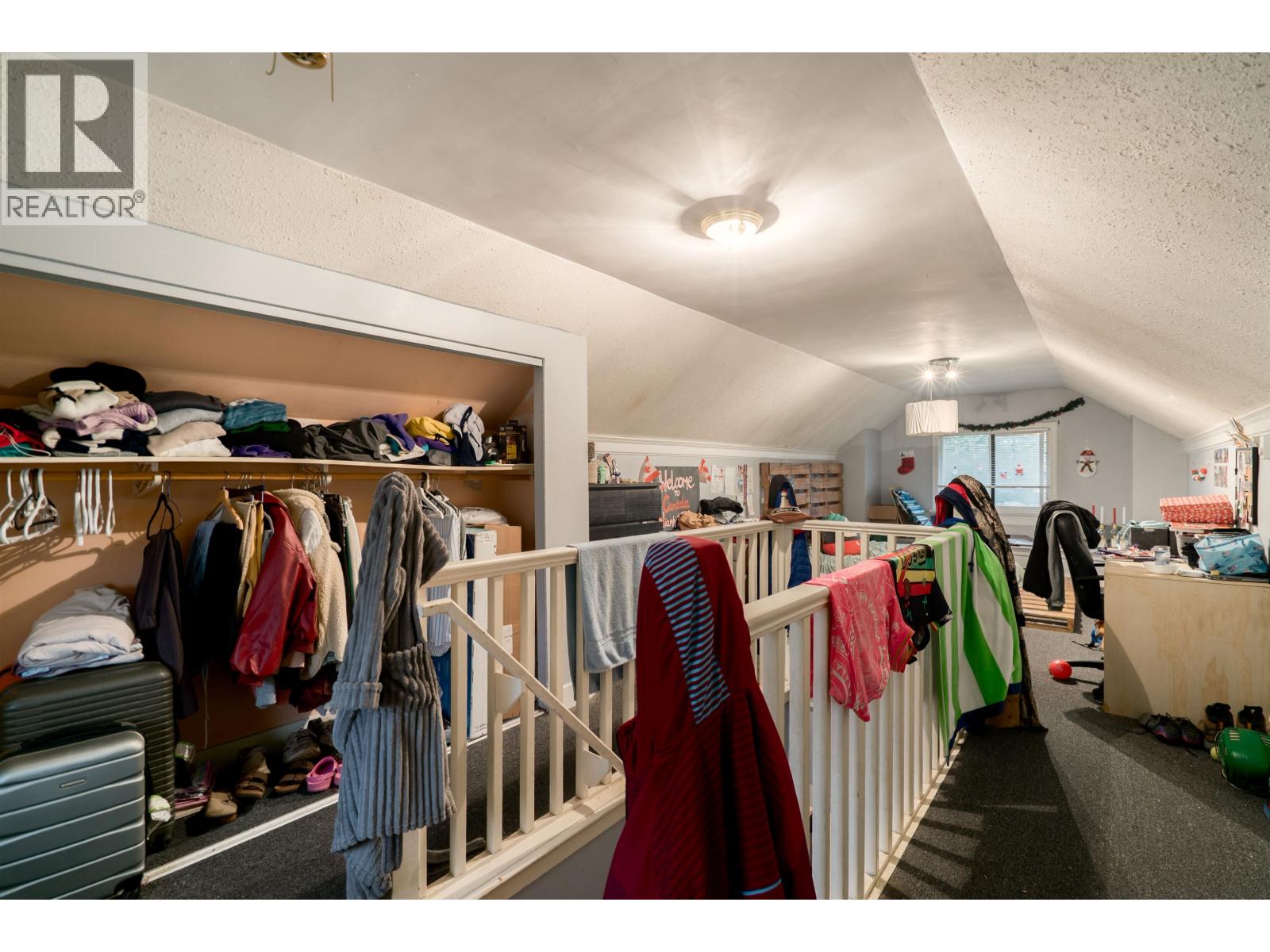 2715 W 16th Avenue, Vancouver, British Columbia  V6K 3C3 - Photo 13 - R3074007