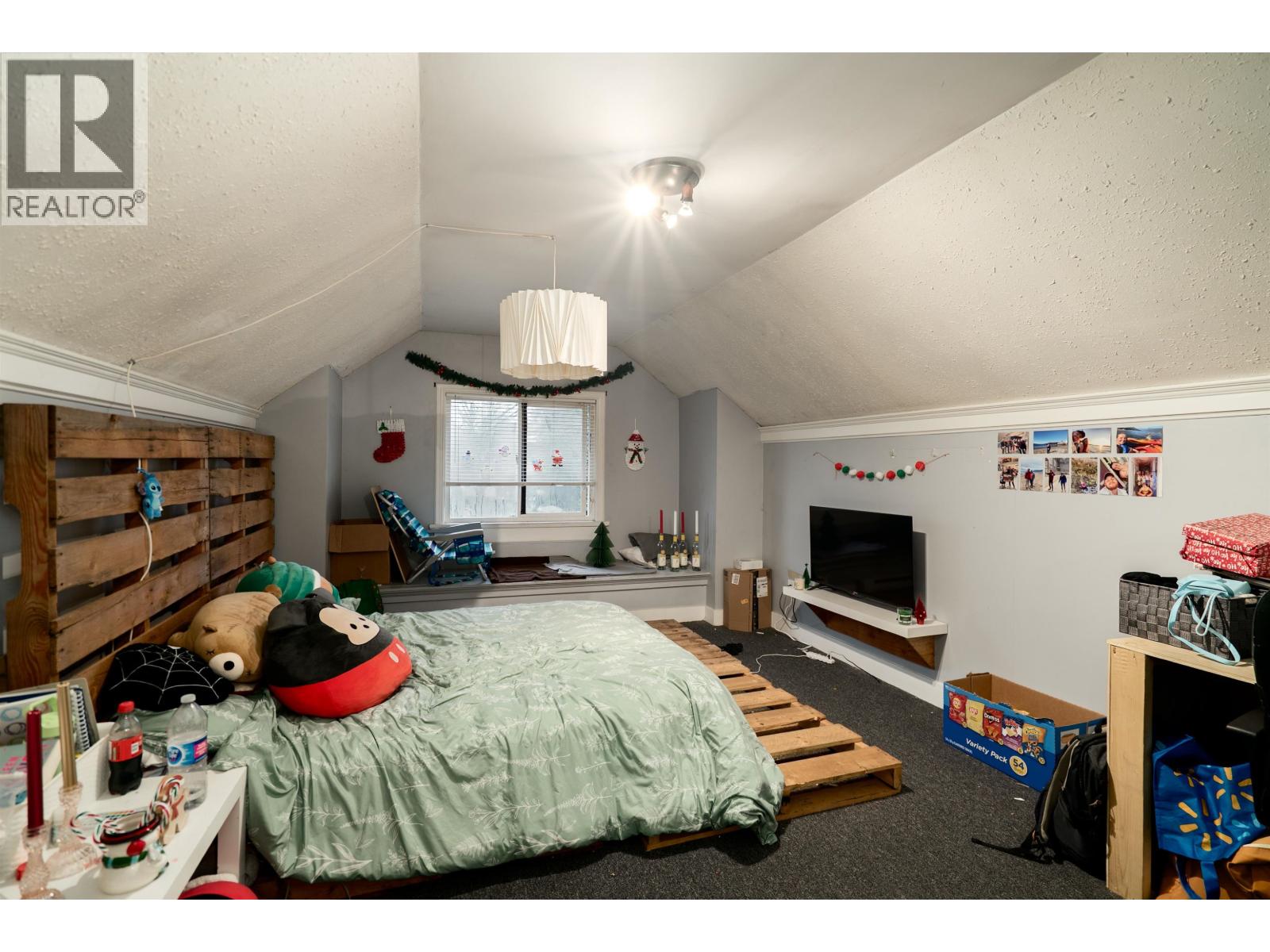 2715 W 16th Avenue, Vancouver, British Columbia  V6K 3C3 - Photo 14 - R3074007