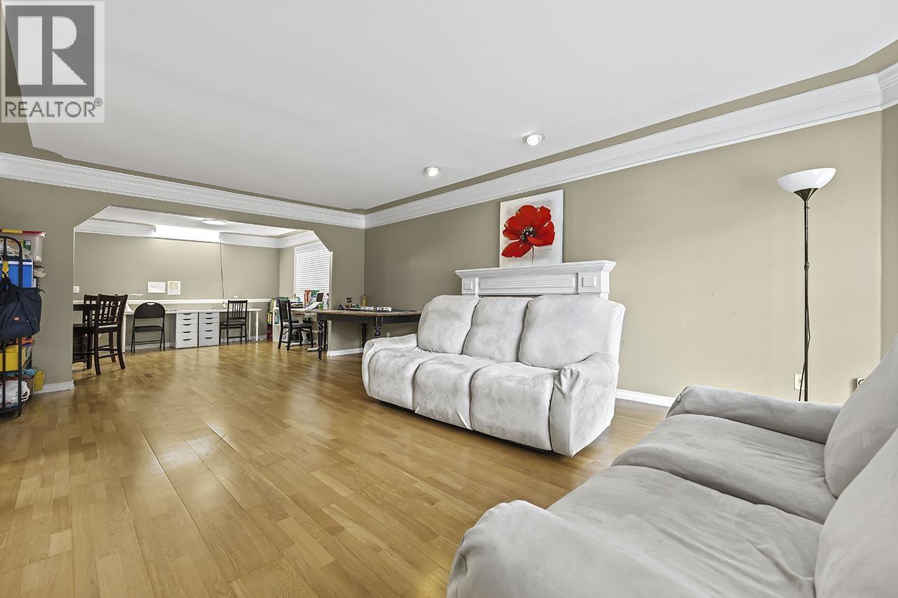 4131 Blundell Road, Richmond, British Columbia  V7C 1G7 - Photo 5 - R3077407