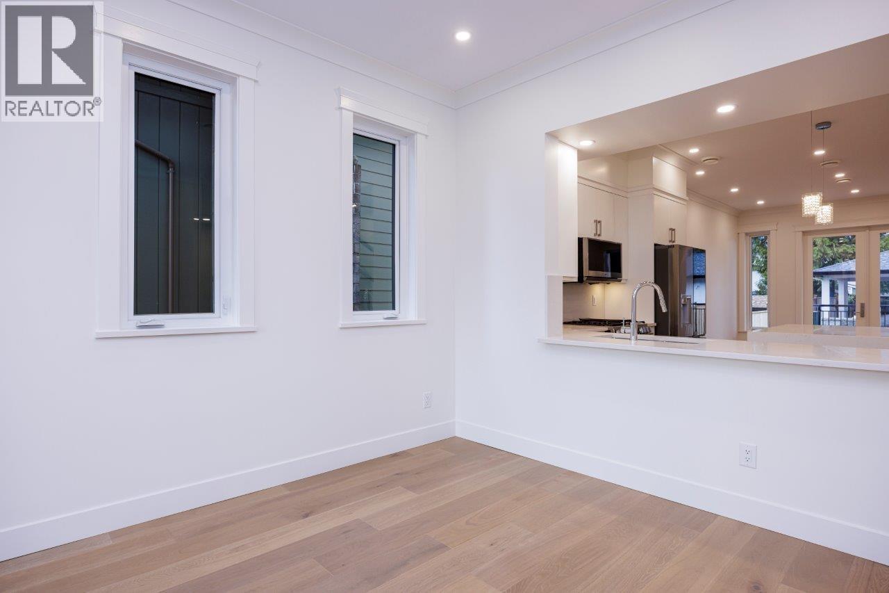 254 E 18th Street, North Vancouver, British Columbia  V7L 2X6 - Photo 10 - R3077691