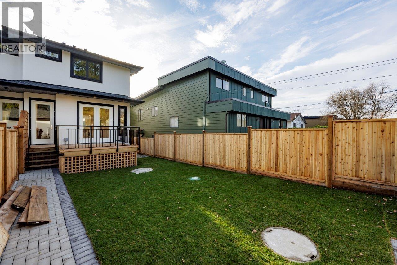 254 E 18th Street, North Vancouver, British Columbia  V7L 2X6 - Photo 33 - R3077691