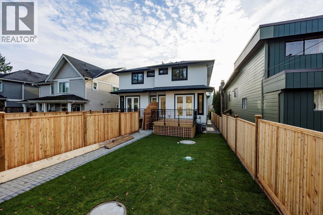 254 E 18th Street, North Vancouver, British Columbia  V7L 2X6 - Photo 34 - R3077691