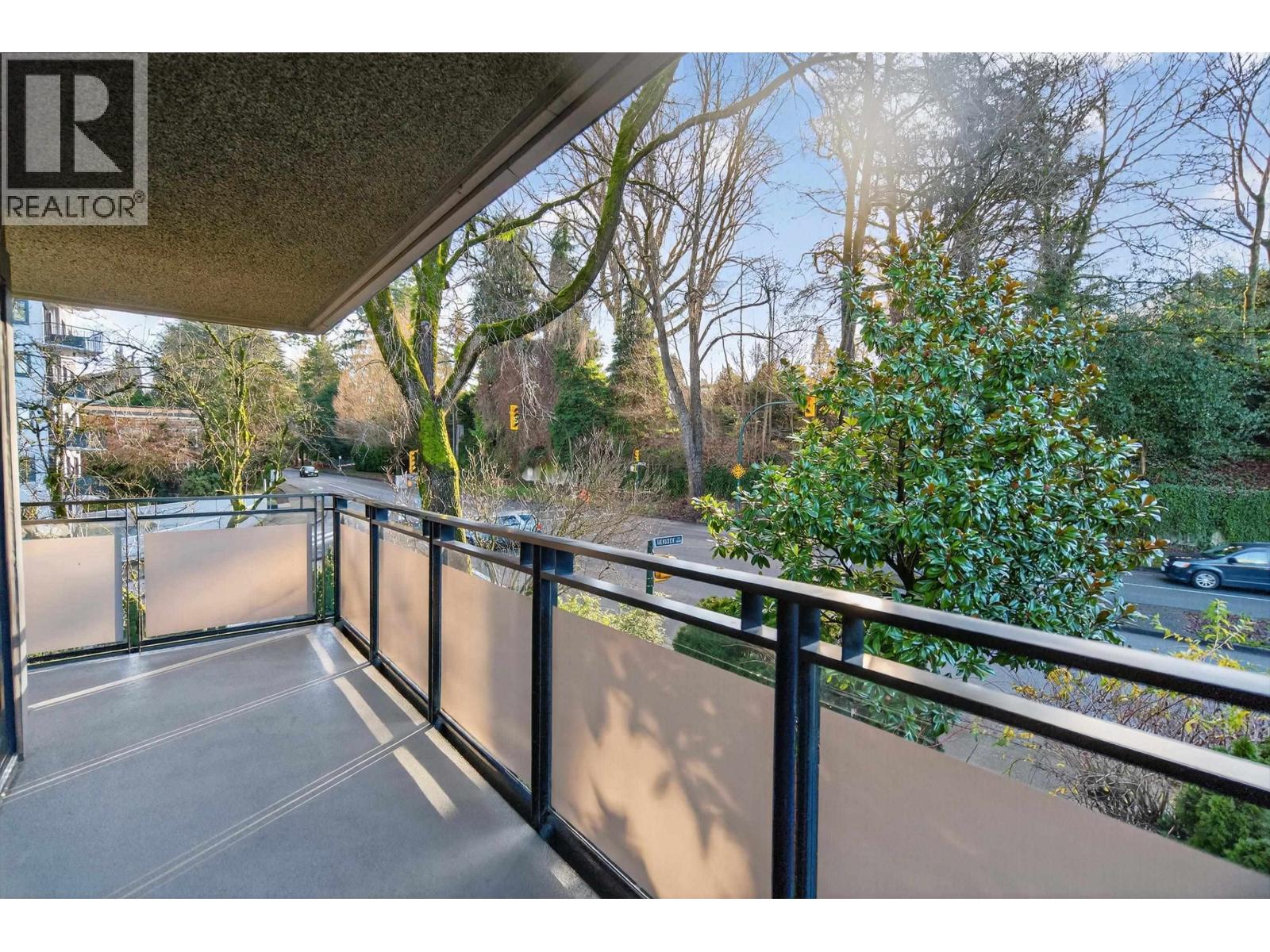 605 1405 W 15th Avenue, Vancouver, British Columbia  V6H 3R2 - Photo 13 - R3077469