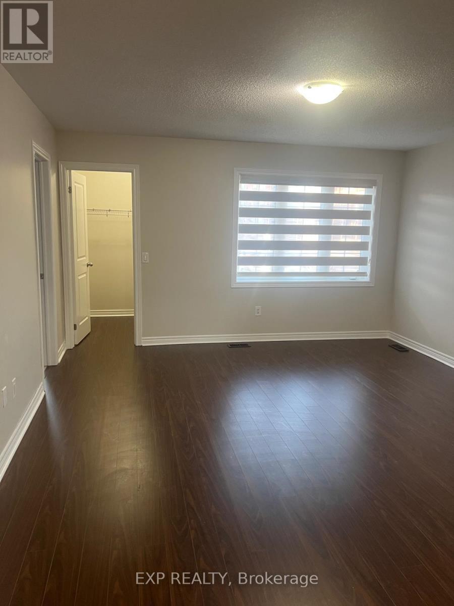 Upper - 10 Dufay Road, Brampton, Ontario  L7A 0B5 - Photo 7 - W12559372