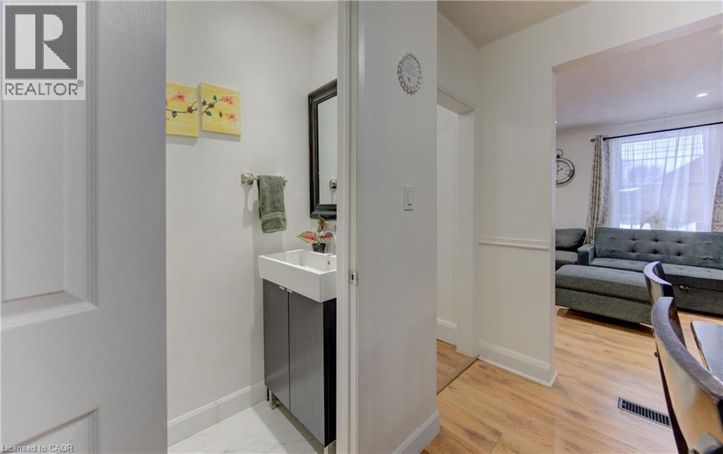 569 Stirling Avenue S, Kitchener, Ontario  N2M 3J5 - Photo 20 - 40795480