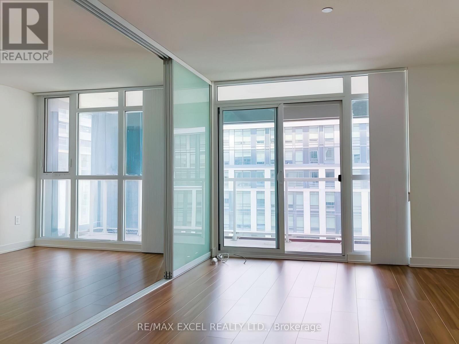 710 - 85 Queens Wharf Road, Toronto, Ontario  M5V 0J9 - Photo 8 - C12679280