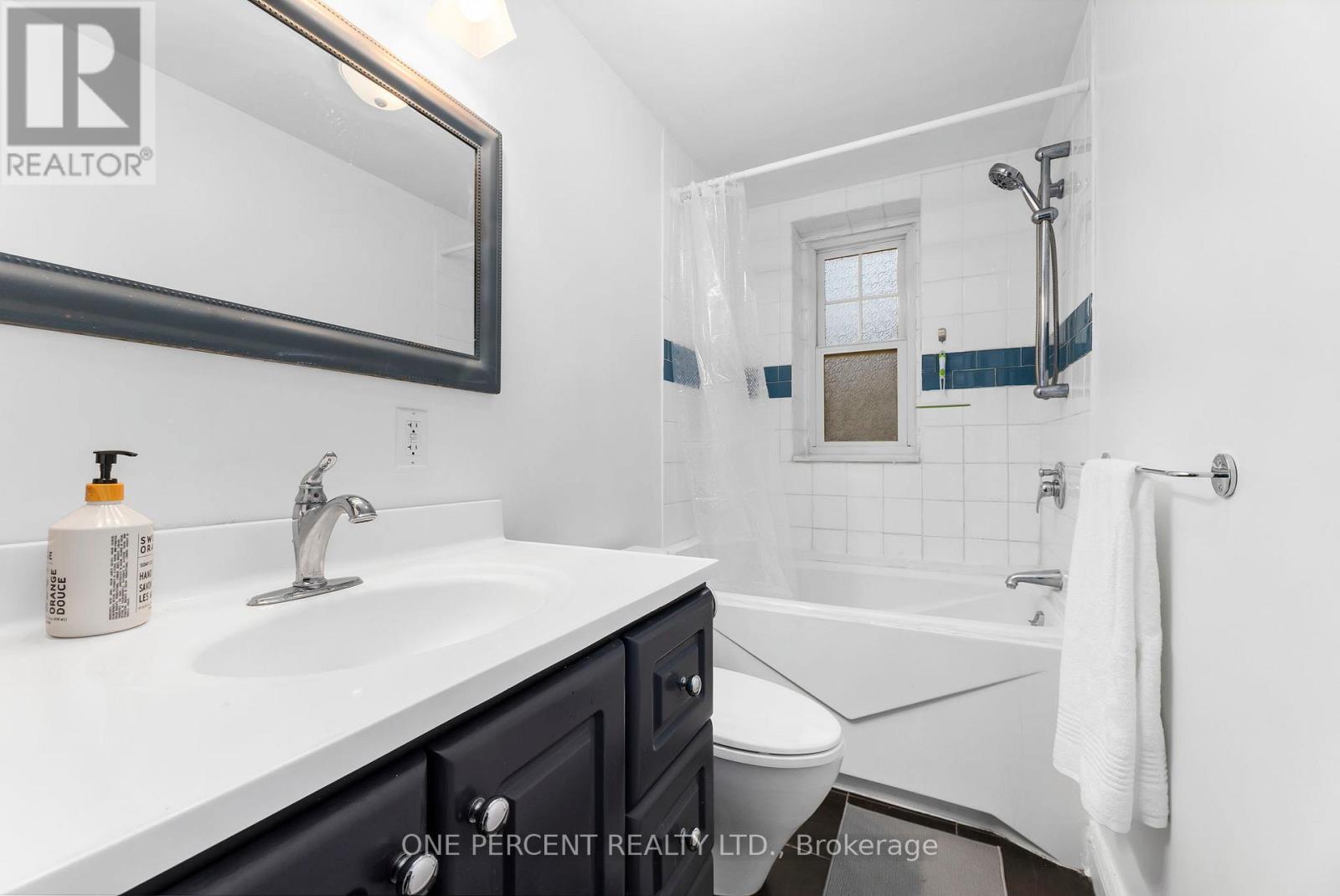 2 - 68 Kendal Avenue, Toronto, Ontario  M5R 1L9 - Photo 18 - C12679294