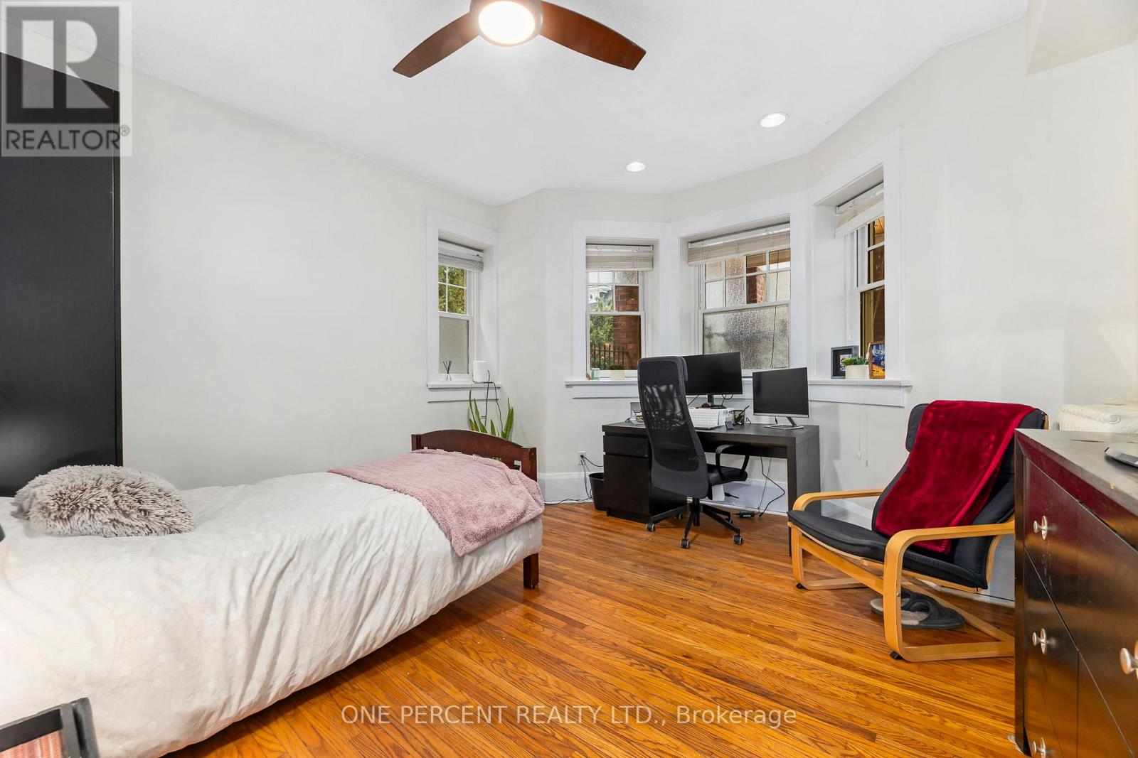 2 - 68 Kendal Avenue, Toronto, Ontario  M5R 1L9 - Photo 6 - C12679294