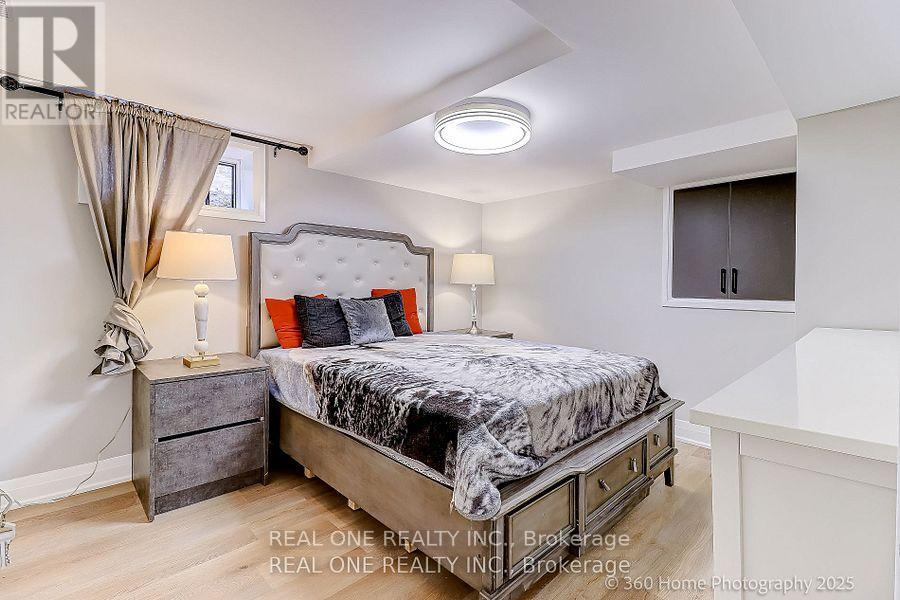 10 North Hills Terrace, Toronto, Ontario  M3C 1M6 - Photo 23 - C12679304