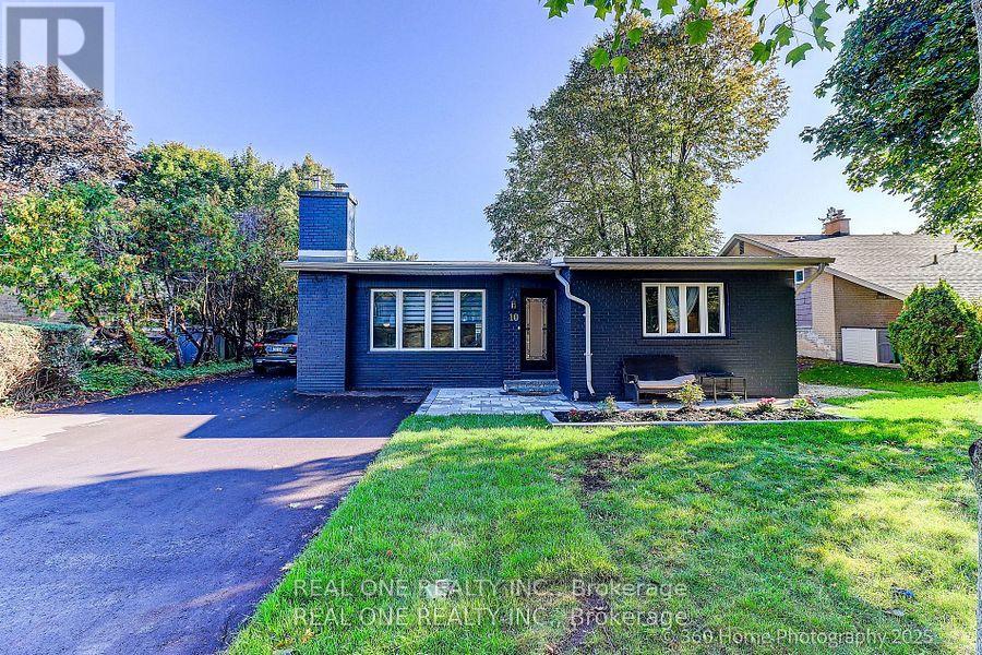 10 North Hills Terrace, Toronto, Ontario  M3C 1M6 - Photo 7 - C12679304