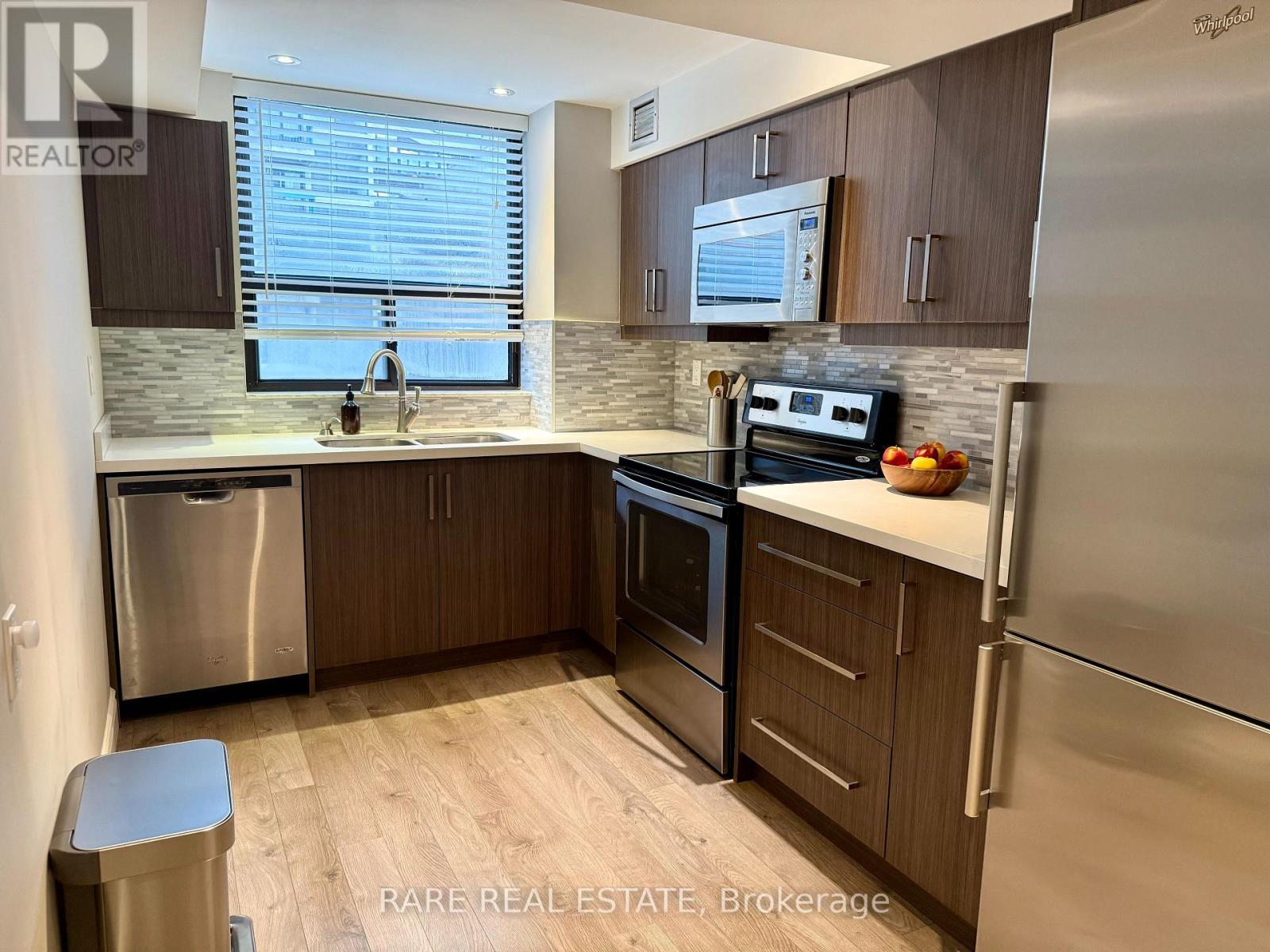 649 - 53 Mccaul Street, Toronto, Ontario  M5T 2W9 - Photo 3 - C12679338