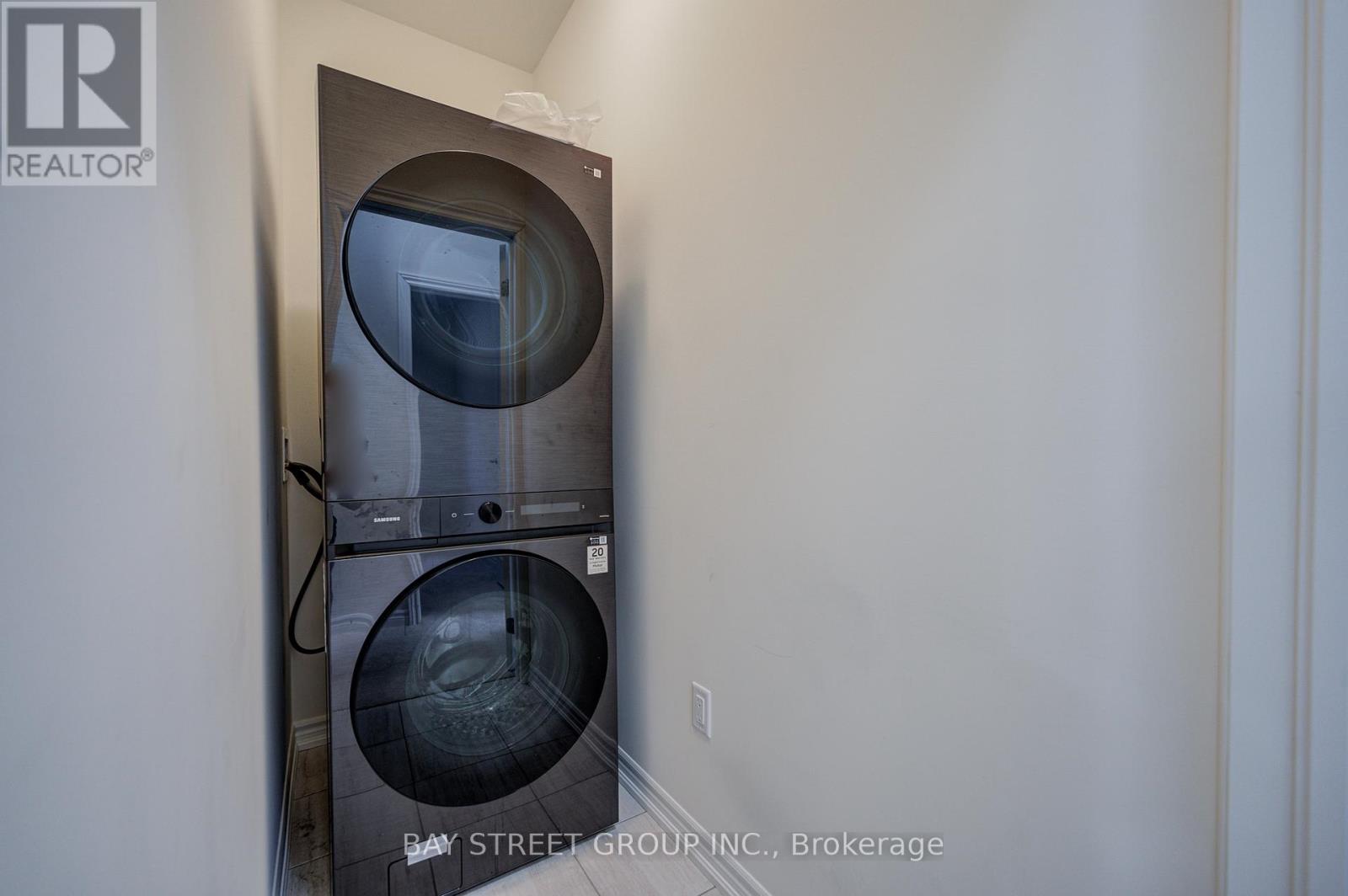 2916 Nakina Street, Pickering, Ontario  L1X 2R5 - Photo 27 - E12679318