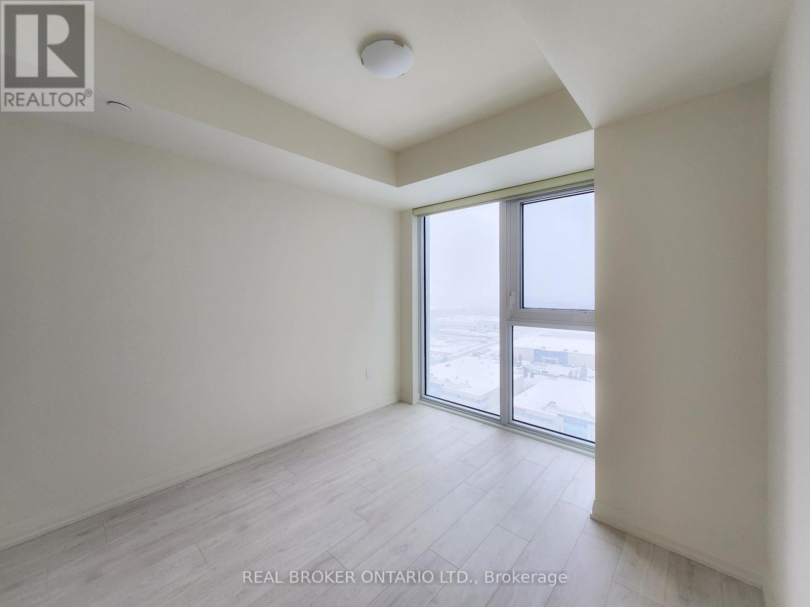 1825 - 9000 Jane Street, Vaughan, Ontario  L4K 0M6 - Photo 5 - N12679306