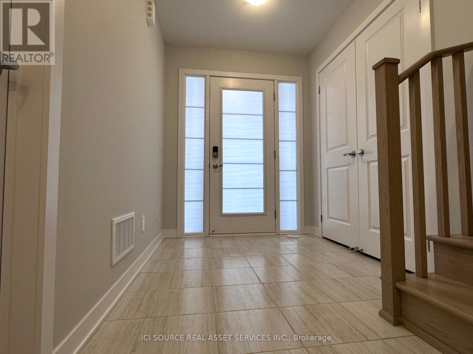 83 York Downs Boulevard, Markham (Angus Glen), Ontario  L6C 3M8 - Photo 2 - N12679340