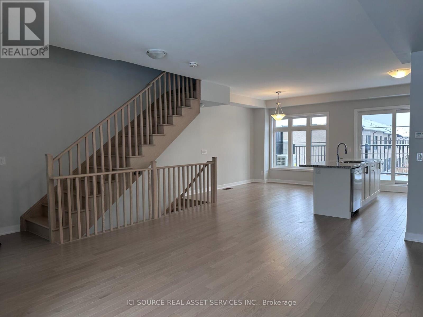 83 York Downs Boulevard, Markham (Angus Glen), Ontario  L6C 3M8 - Photo 4 - N12679340