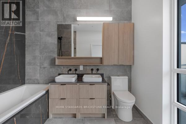 1301 - 8888 Yonge Street, Richmond Hill, Ontario  L4C 5V6 - Photo 8 - N12679342