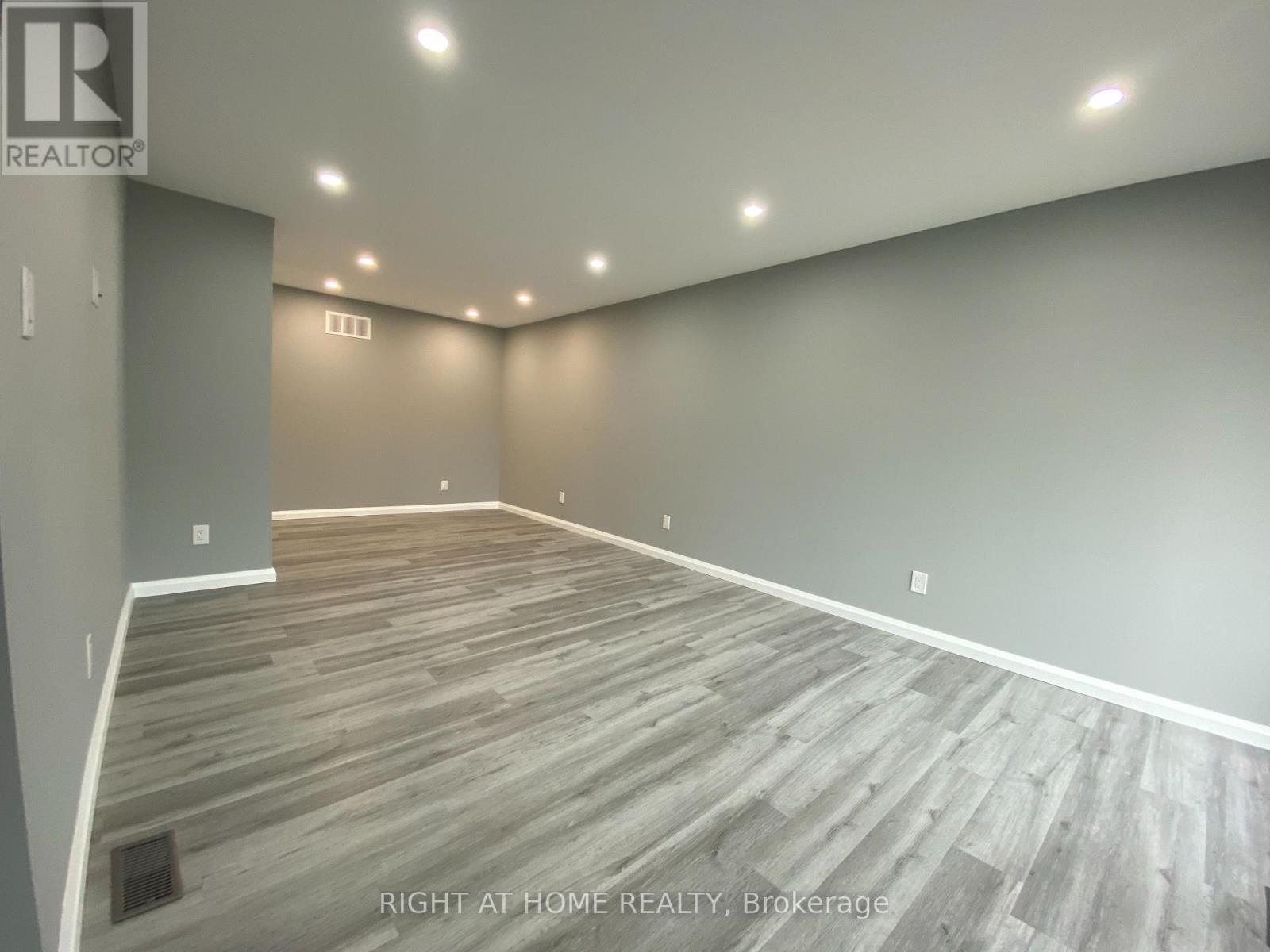 Upper - 4087 Clevedon Drive, Mississauga, Ontario  L4Z 1J4 - Photo 12 - W12679284