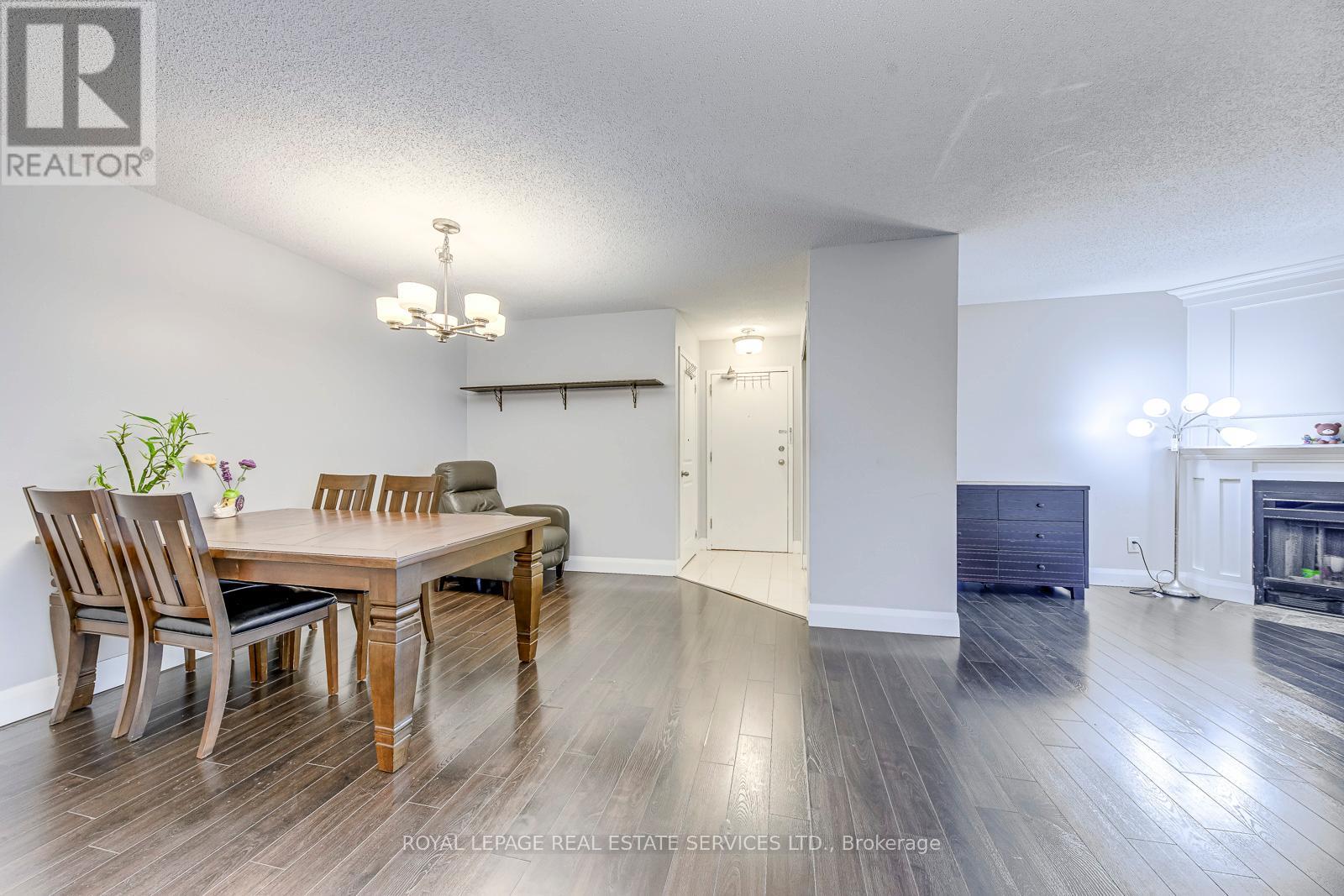 911 - 1450 Glen Abbey Gate, Oakville (Ga Glen Abbey), Ontario  L6M 2V7 - Photo 11 - W12679320