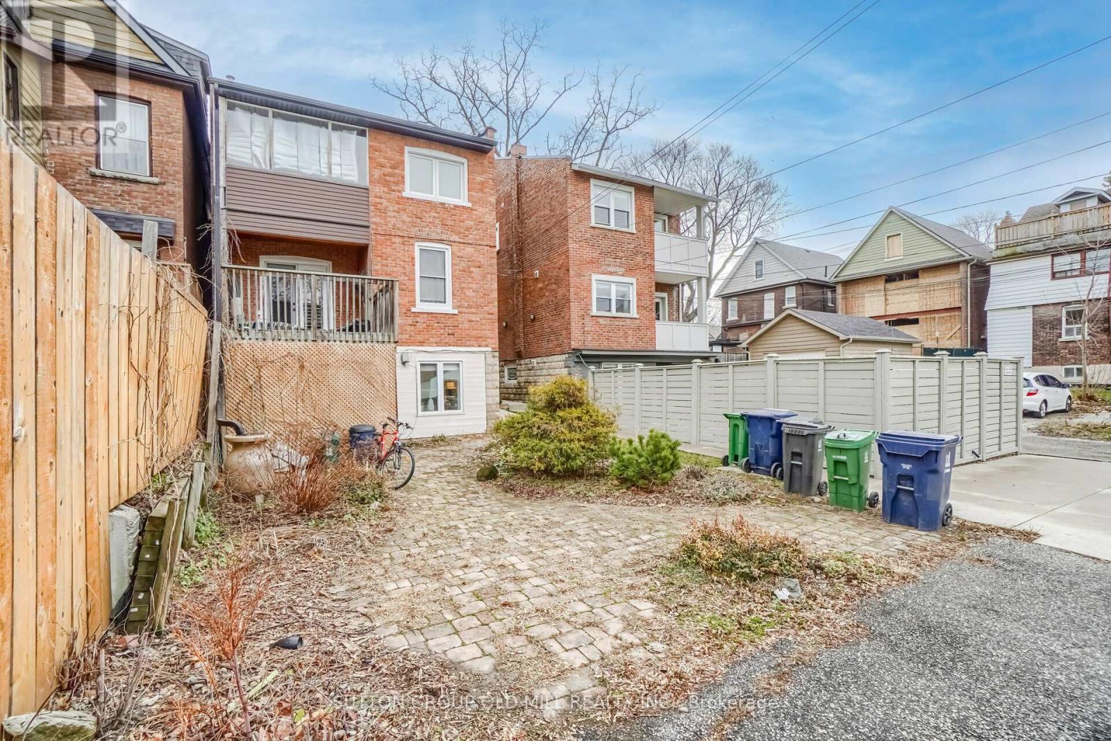 Lower - 118 Mavety Street, Toronto, Ontario  M6P 2L9 - Photo 29 - W12679328
