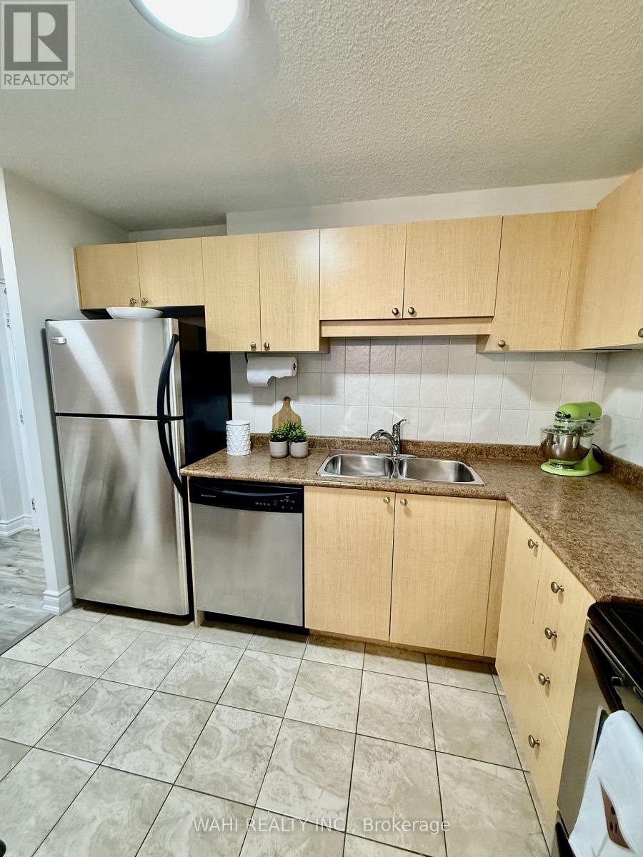 1212 - 2900 Battleford Road, Mississauga, Ontario  L5N 2V9 - Photo 8 - W12679336