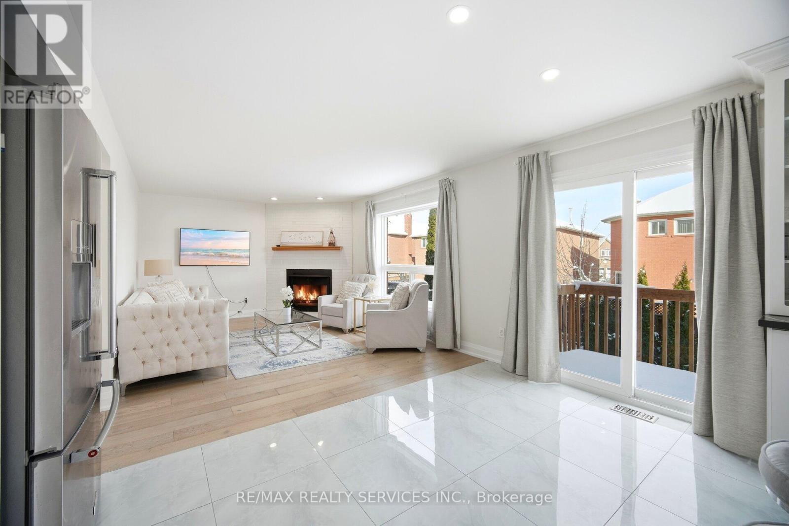 71 Hutton Crescent, Caledon, Ontario  L7C 1A7 - Photo 16 - W12679344