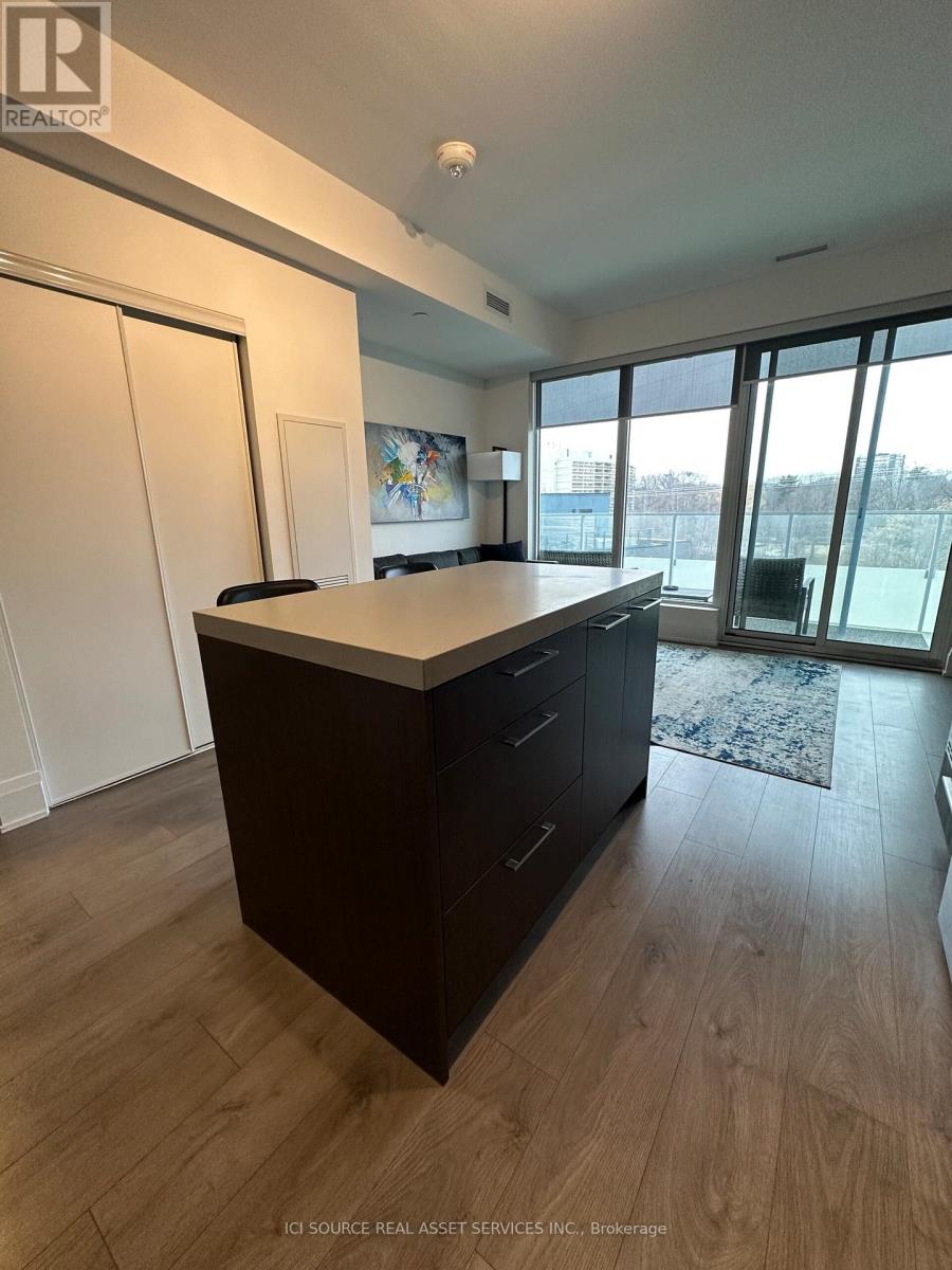 403 - 20 Brin Drive, Toronto, Ontario  M8X 0B2 - Photo 8 - W12679350