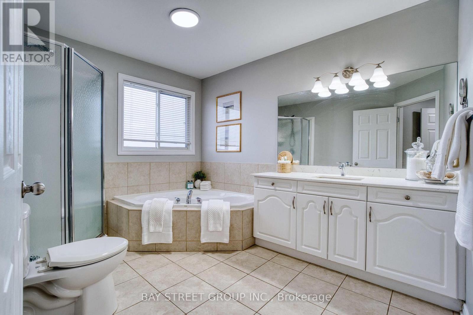 394 Berryhill Drive W, London North, Ontario  N5X 4L4 - Photo 28 - X12679292