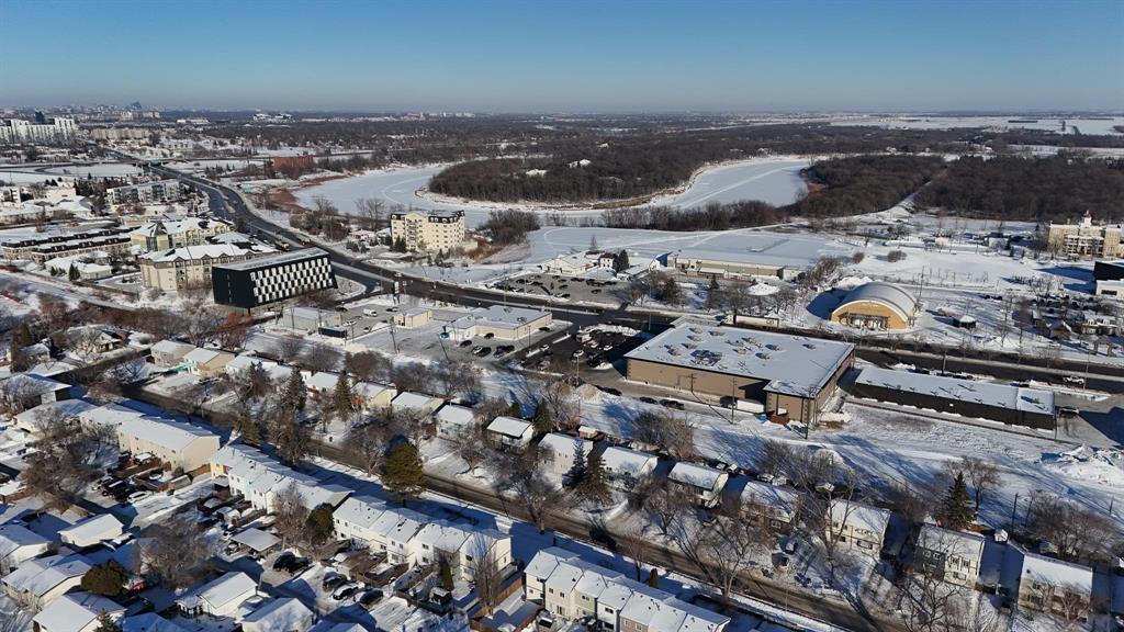 52 Villeneuve Boulevard, Winnipeg, Manitoba  R3V 1C1 - Photo 30 - 202600603