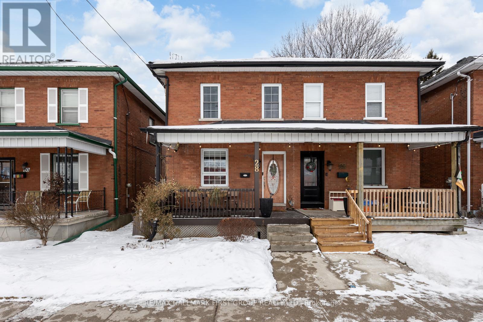28 Liberty Street S, Clarington, Ontario  L1C 2N2 - Photo 3 - E12679382
