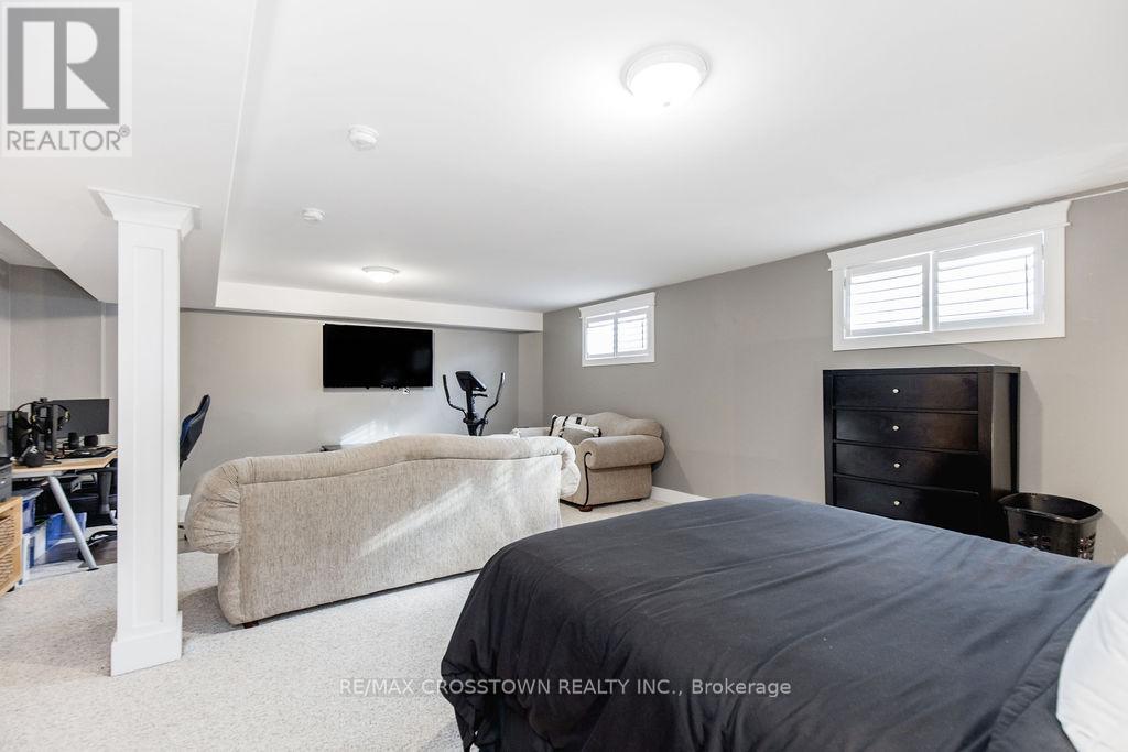 25 Mennill Drive, Springwater, Ontario  L0L 1Y3 - Photo 37 - S12679376