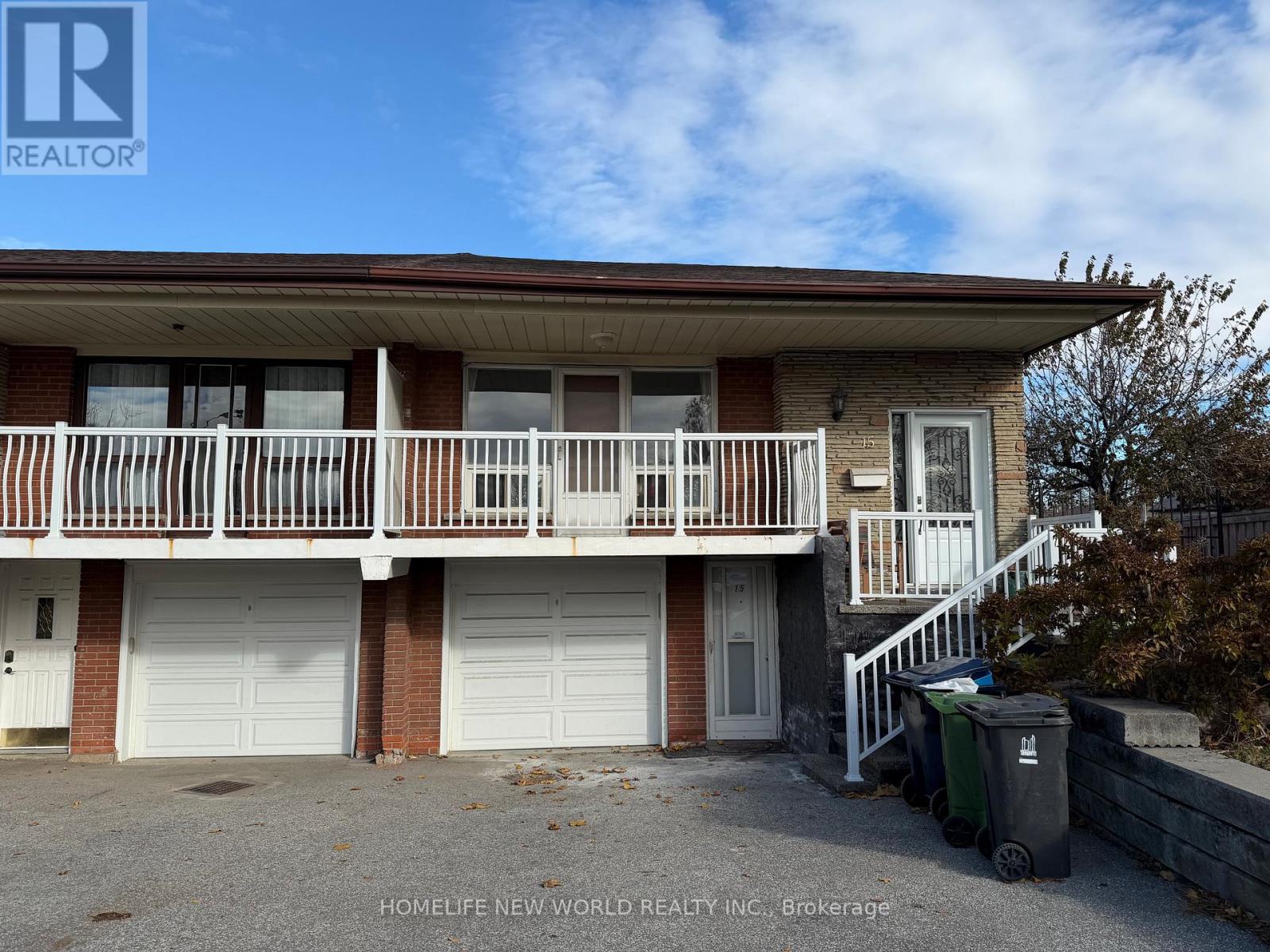 15 Abigail Place, Toronto, Ontario  M9R 3X1 - Photo 2 - W12679358