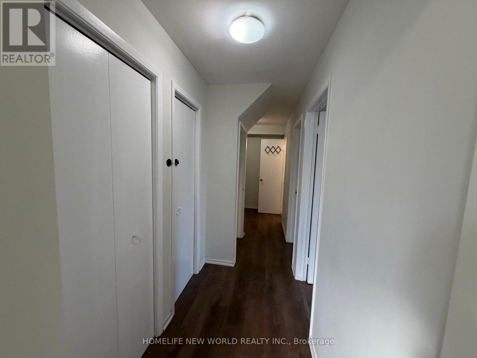 15 Abigail Place, Toronto, Ontario  M9R 3X1 - Photo 8 - W12679358