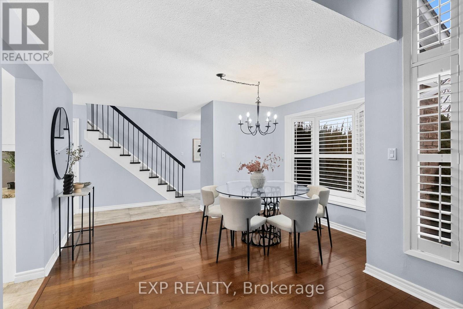 22 Pierpont Place, Mississauga, Ontario  L5N 5V1 - Photo 12 - W12679374