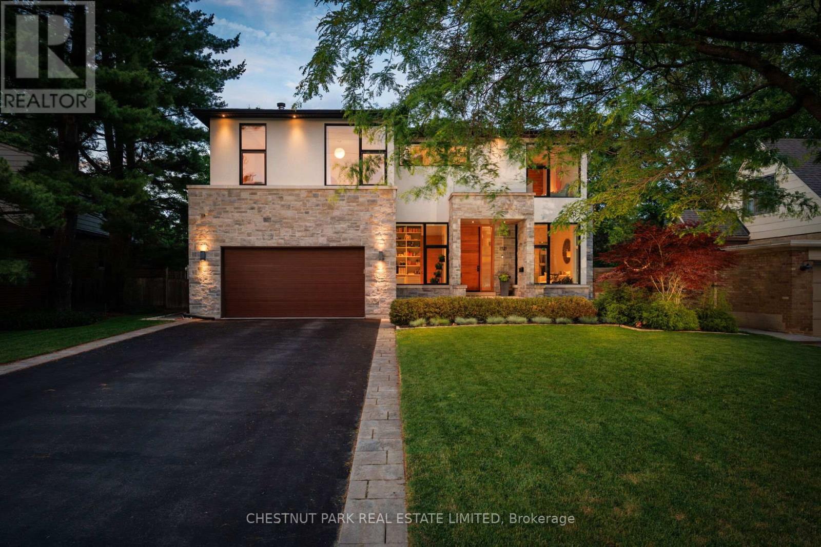 2121 HARVEST DRIVE, Mississauga, Ontario