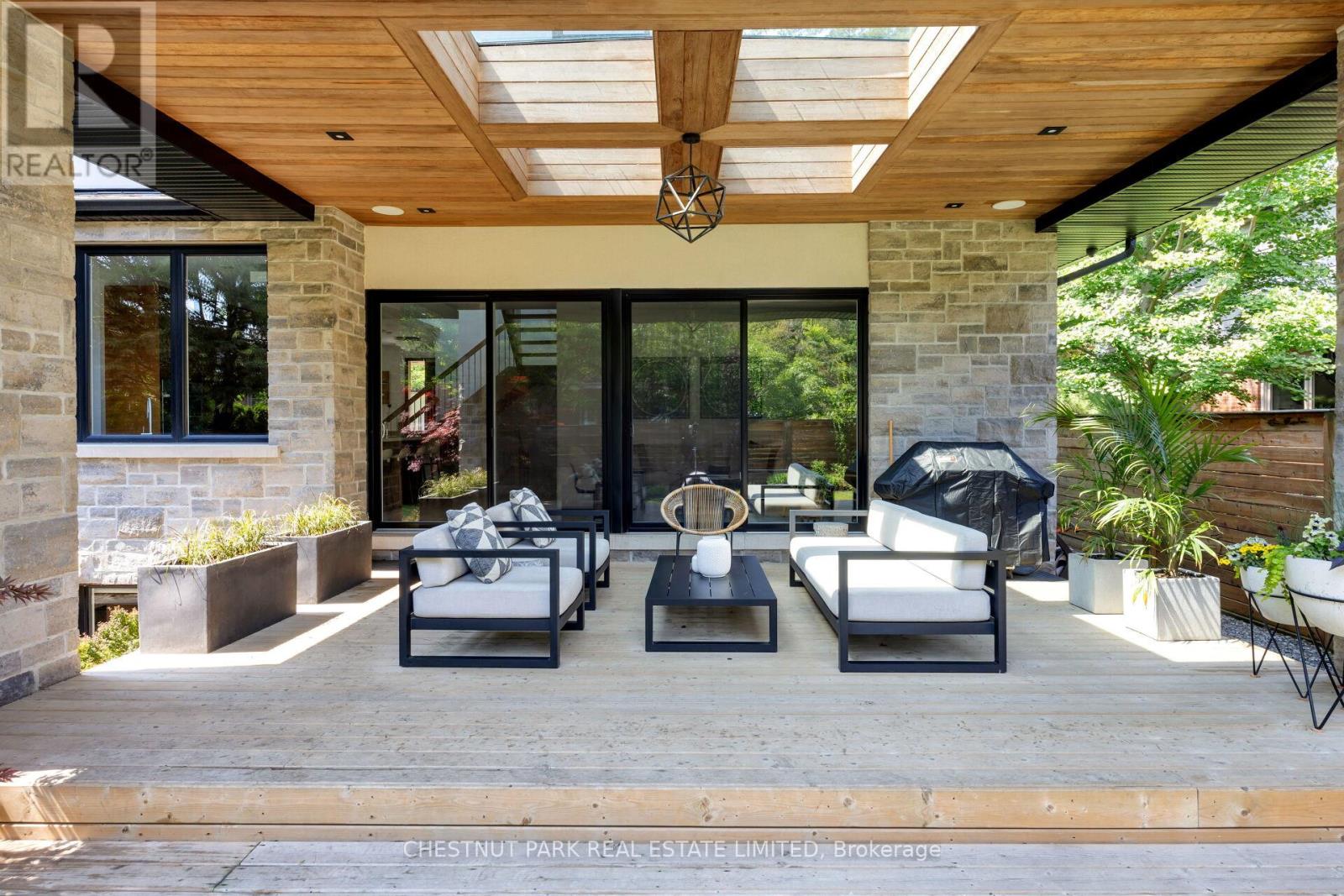 2121 Harvest Drive, Mississauga, Ontario  L4Y 1T7 - Photo 17 - W12679378