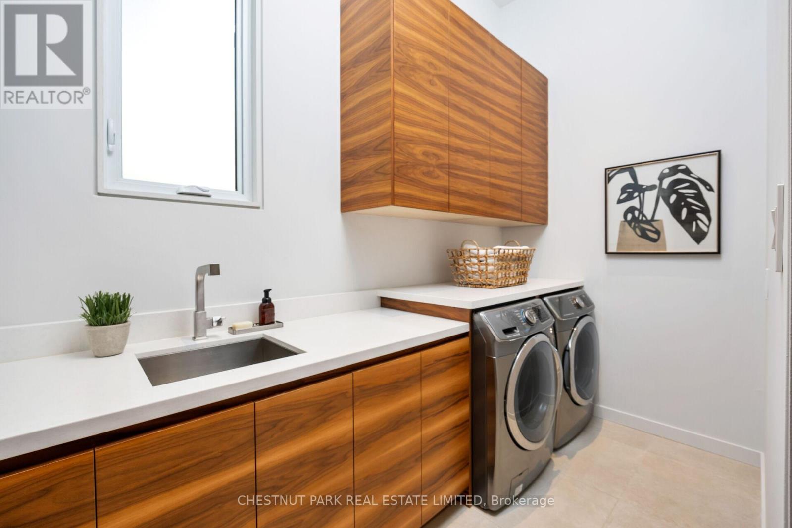 2121 Harvest Drive, Mississauga, Ontario  L4Y 1T7 - Photo 20 - W12679378