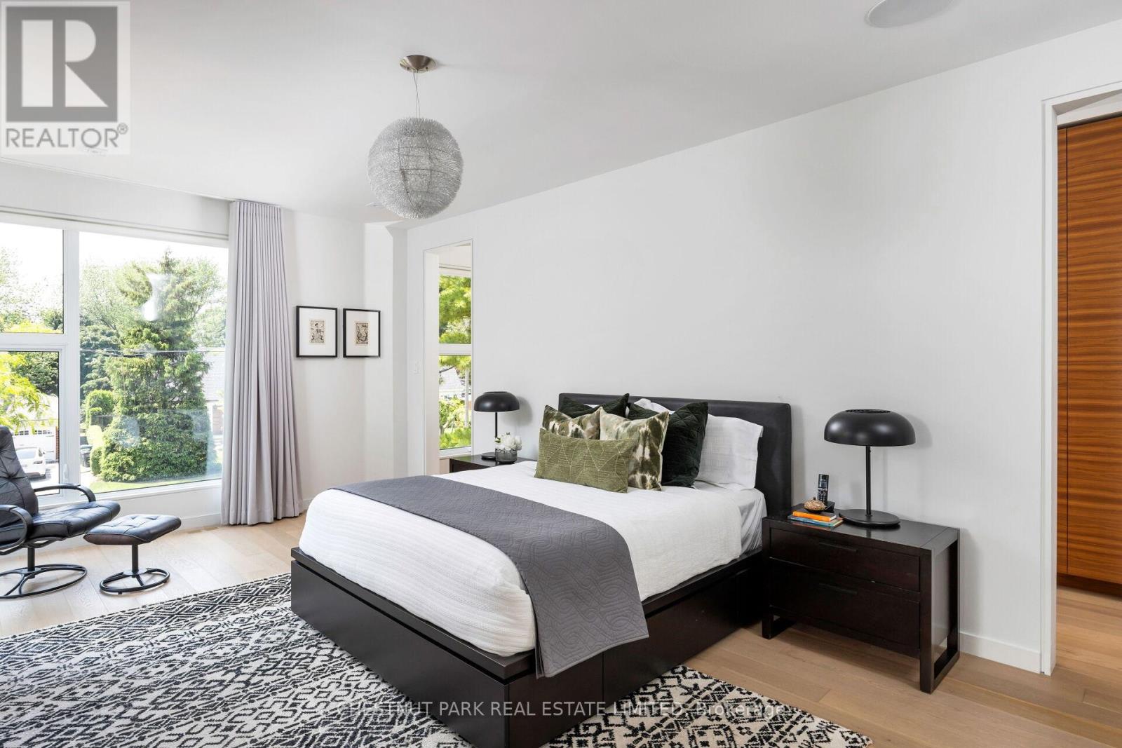 2121 Harvest Drive, Mississauga, Ontario  L4Y 1T7 - Photo 23 - W12679378