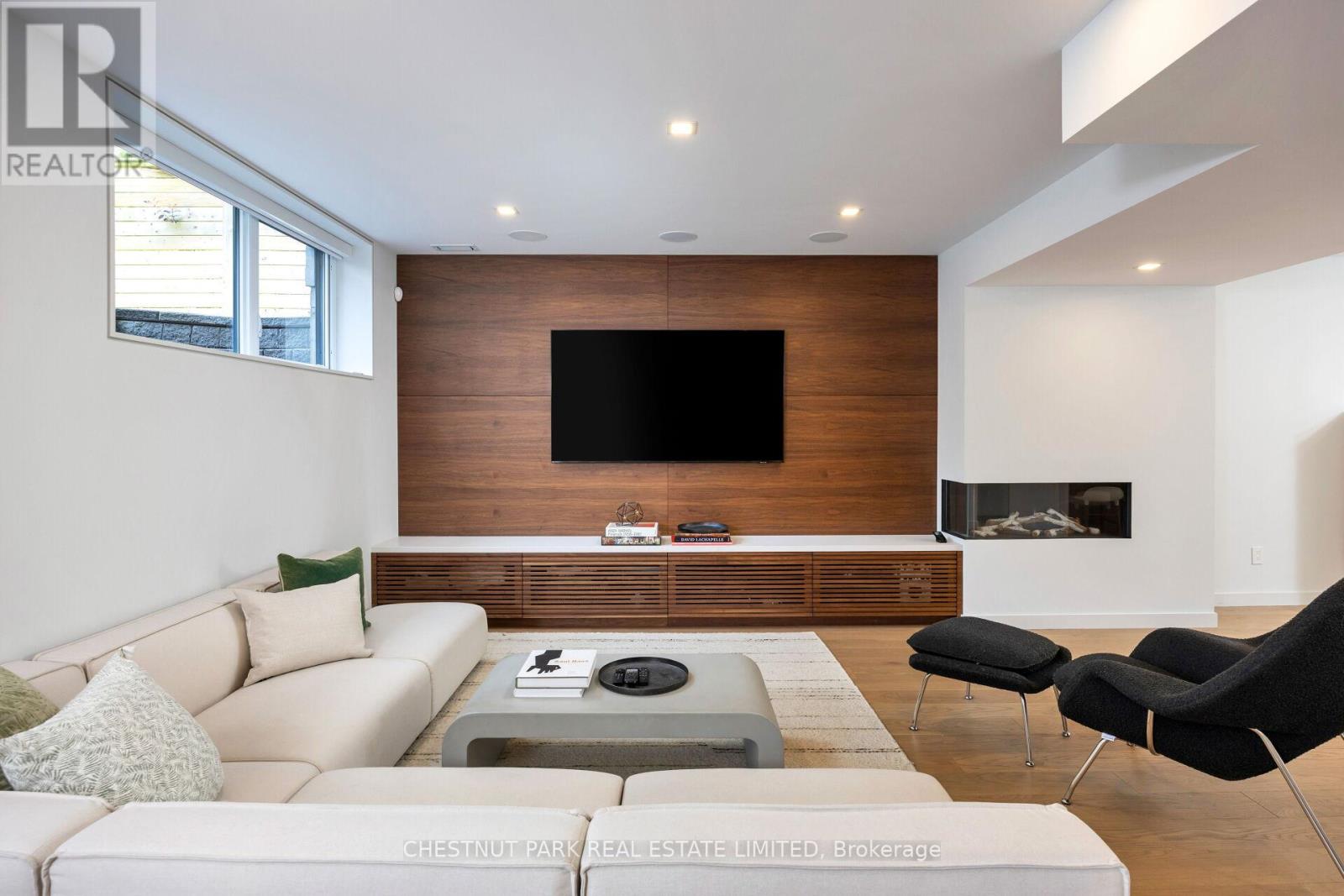 2121 Harvest Drive, Mississauga, Ontario  L4Y 1T7 - Photo 34 - W12679378