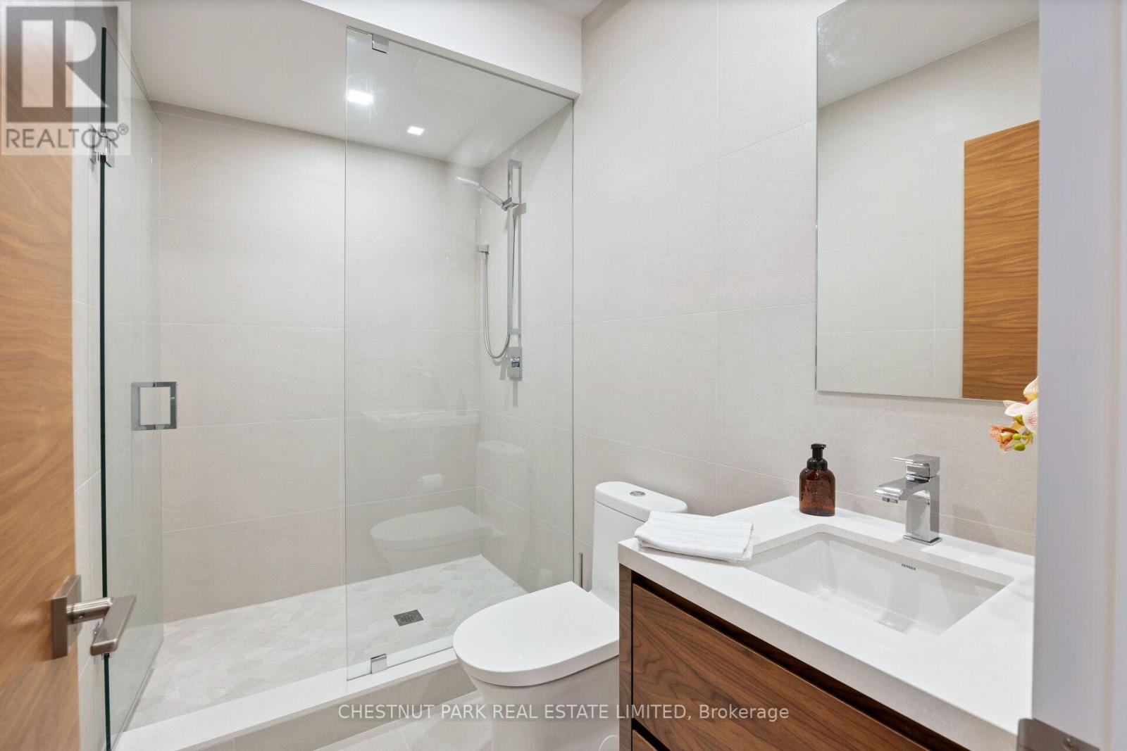 2121 Harvest Drive, Mississauga, Ontario  L4Y 1T7 - Photo 38 - W12679378