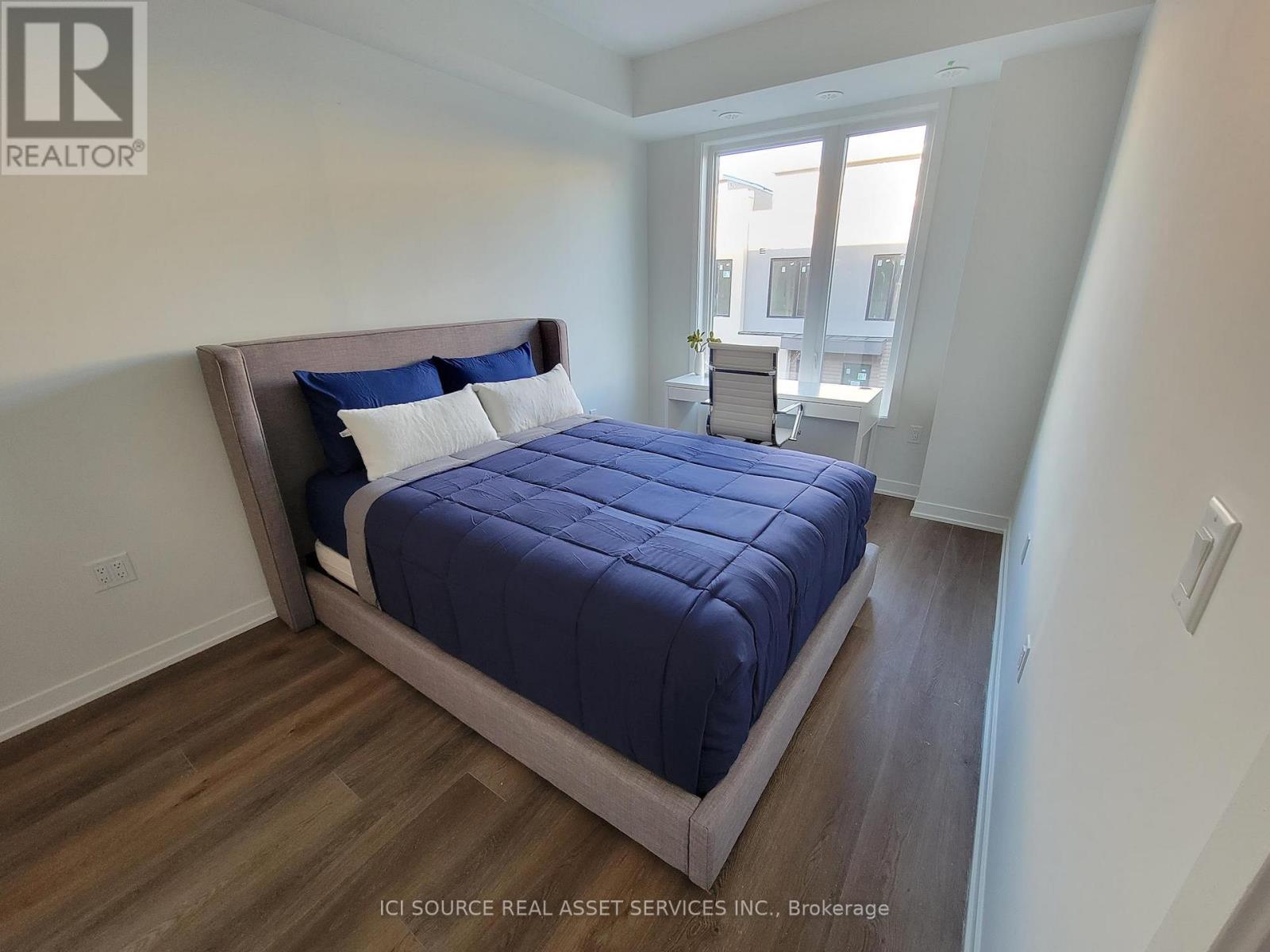 8 - 3556 Colonial Drive, Mississauga, Ontario  L5L 5T3 - Photo 5 - W12679386