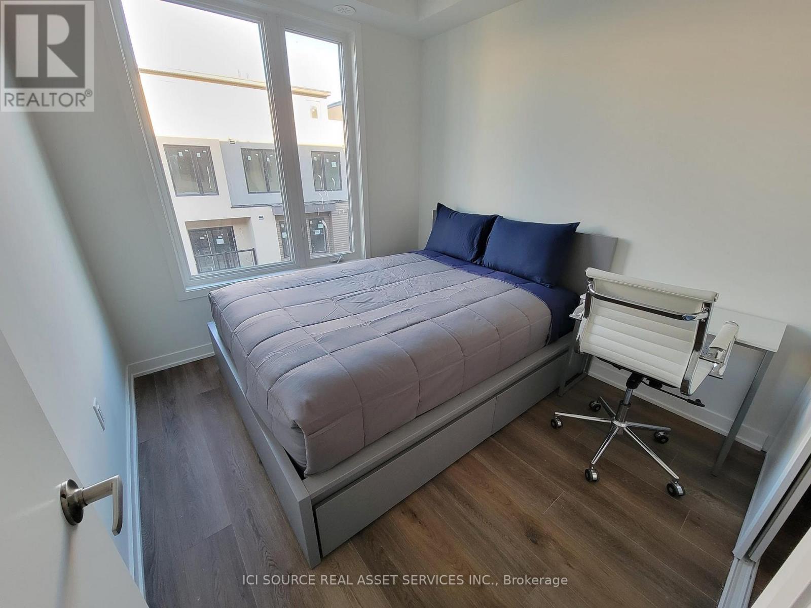 8 - 3556 Colonial Drive, Mississauga, Ontario  L5L 5T3 - Photo 7 - W12679386