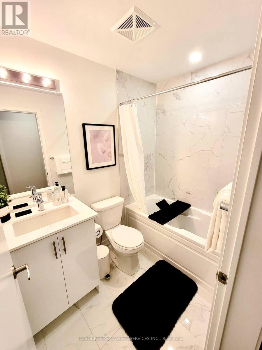 8 - 3556 Colonial Drive, Mississauga, Ontario  L5L 5T3 - Photo 8 - W12679386