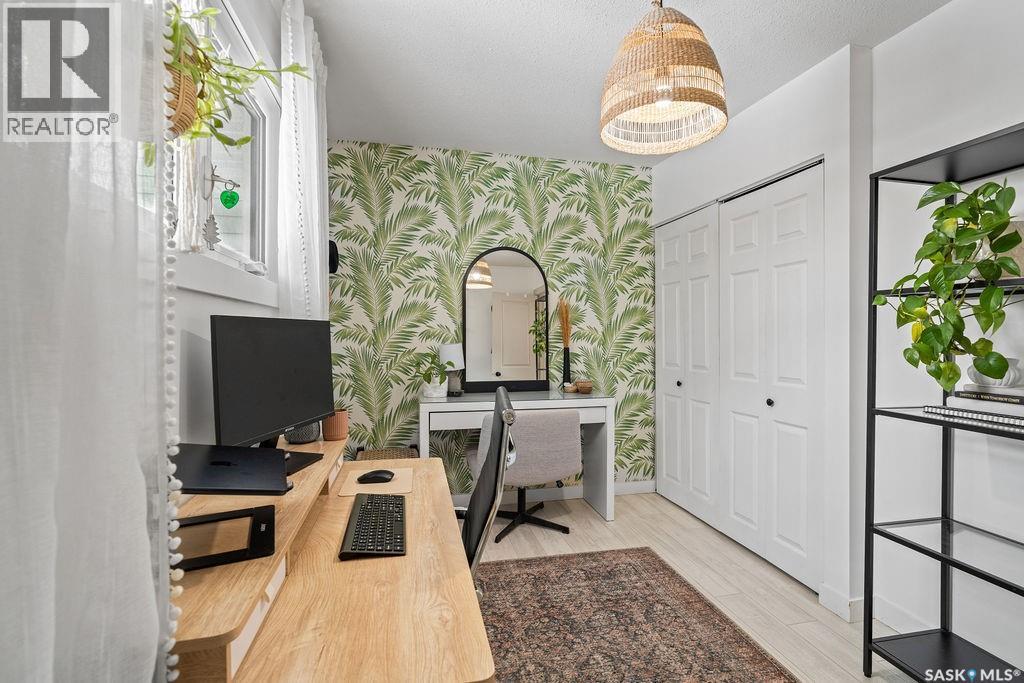 4601 Castle Road, Regina, Saskatchewan  S4S 4W8 - Photo 17 - SK026481