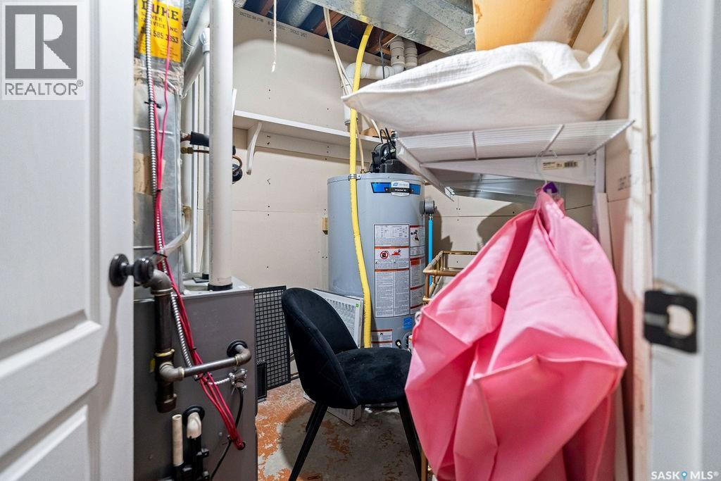 4601 Castle Road, Regina, Saskatchewan  S4S 4W8 - Photo 35 - SK026481