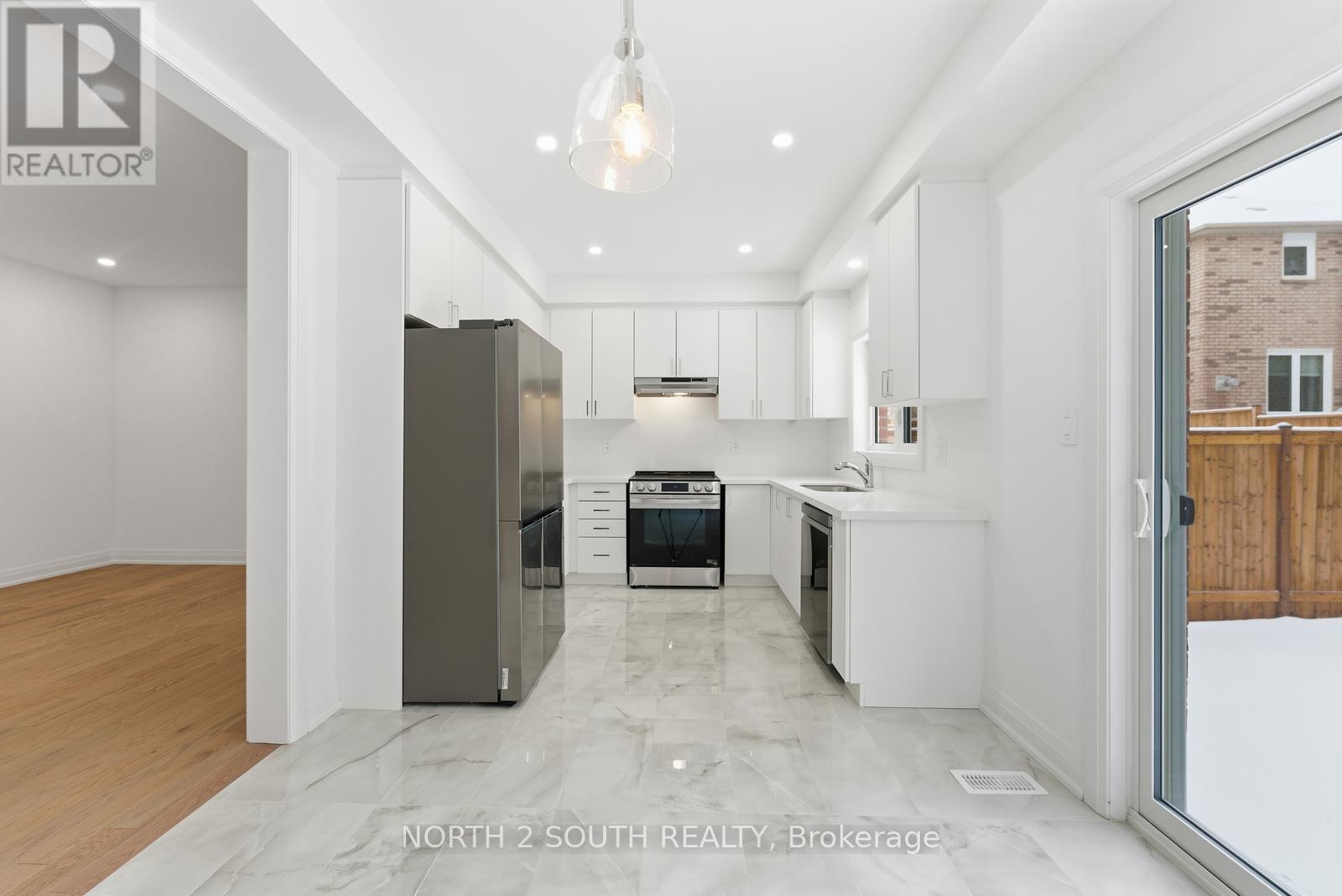 23 Virro Court, Vaughan, Ontario  L4H 5G5 - Photo 12 - N12635112