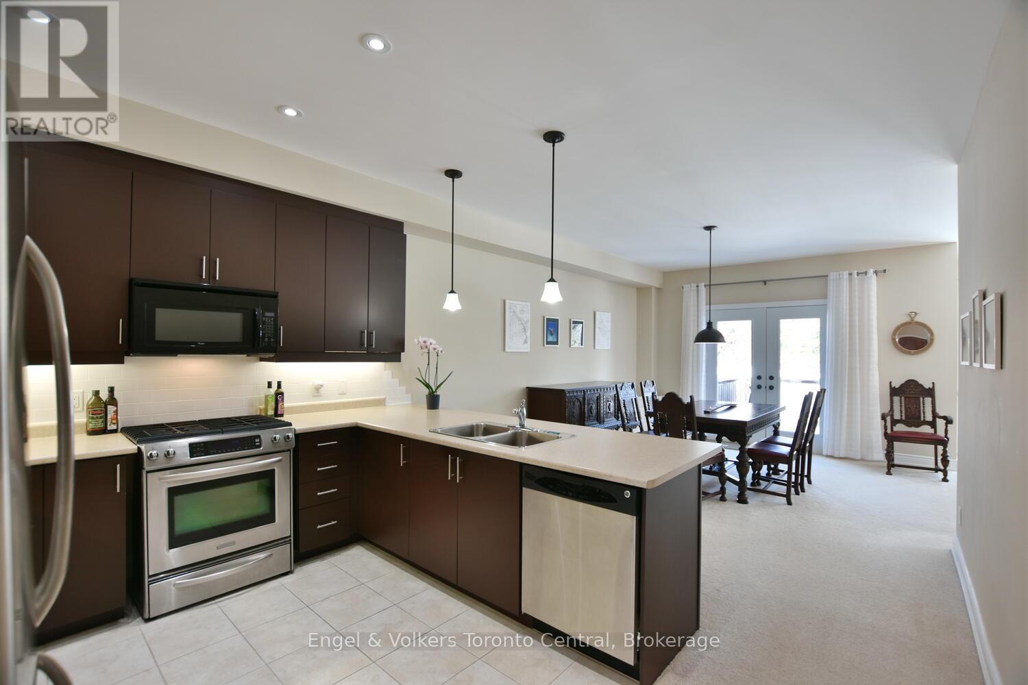 47 Meadowbrook Lane, Blue Mountains, Ontario  N0H 2P0 - Photo 12 - X12679406