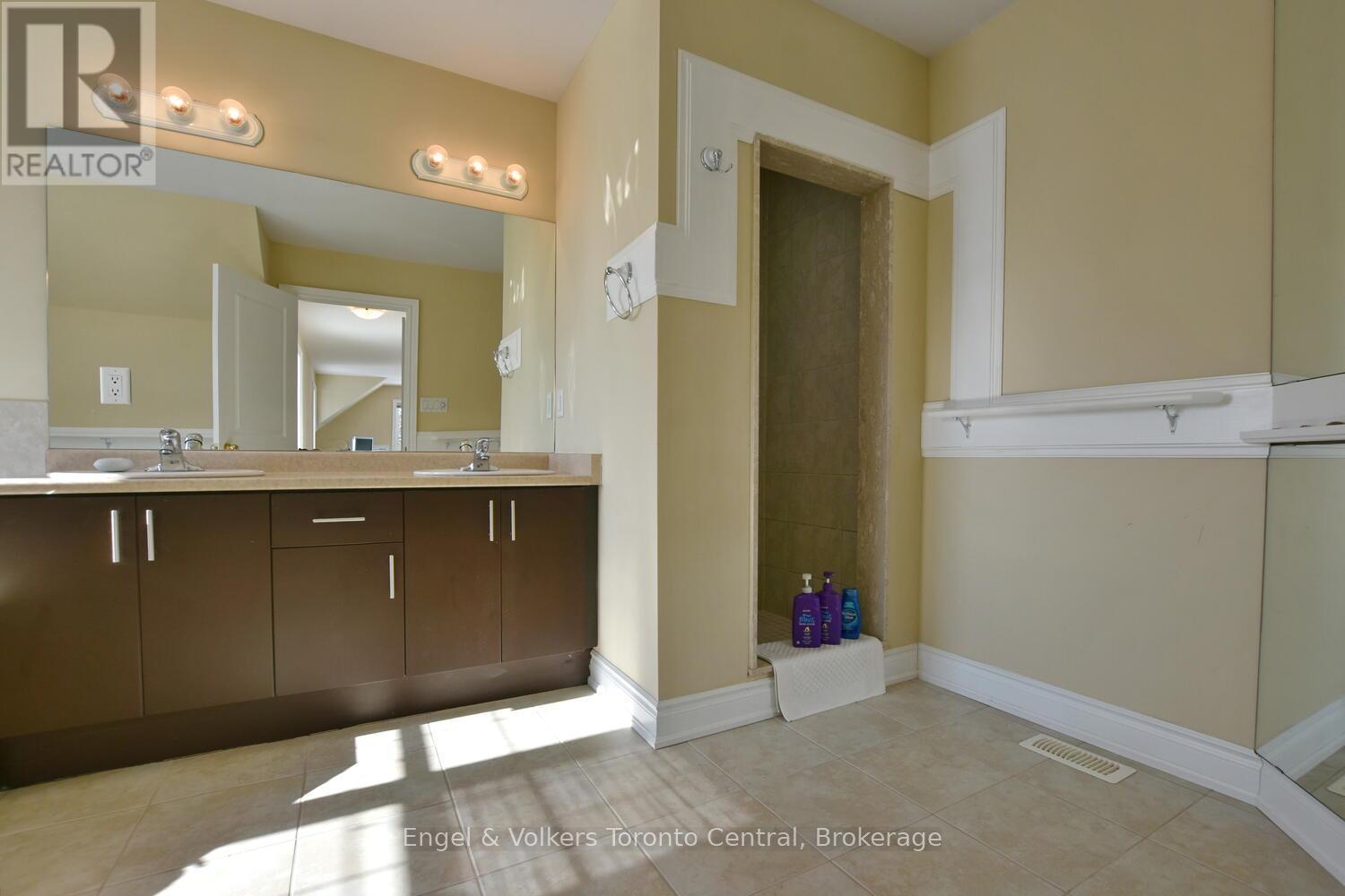 47 Meadowbrook Lane, Blue Mountains, Ontario  N0H 2P0 - Photo 23 - X12679406